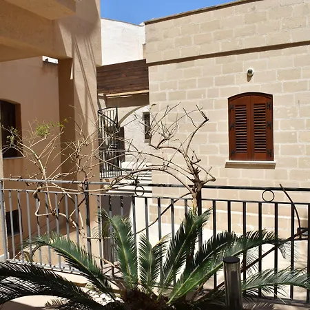 Hotel Il Portico-3